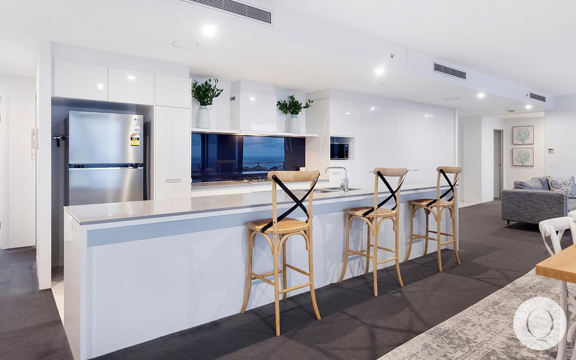 5 Bedroom Executive Sub Penthouse In The Heart Of Surfers With Full Ocean Views - Sleeps 12 - Circle On Cavill Amazing!! Gold Coast Extérieur photo