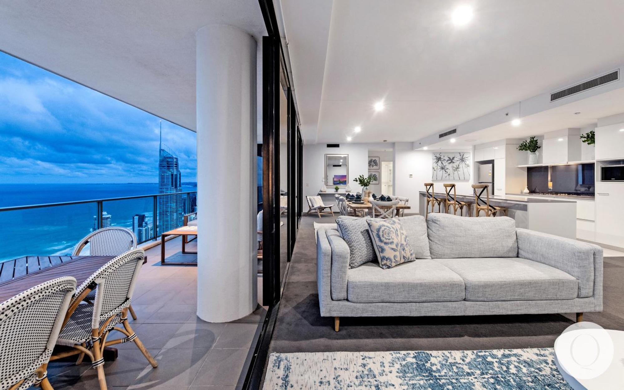 5 Bedroom Executive Sub Penthouse In The Heart Of Surfers With Full Ocean Views - Sleeps 12 - Circle On Cavill Amazing!! Gold Coast Extérieur photo